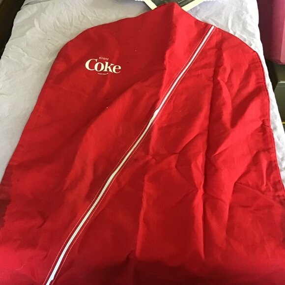 Lot of Vintage Coca Cola Collectibles - Visors, Bags, Magazines etc. - Nice - Picture 6 of 11